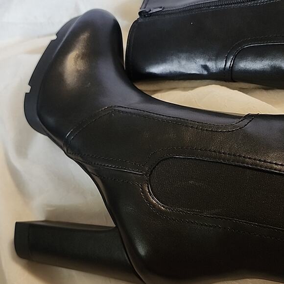 BAR III TALL LEATHER HEEL ZIPPER BLACK MOTO STYLE WOMANS SIZE 10.0 - Picture 10 of 16